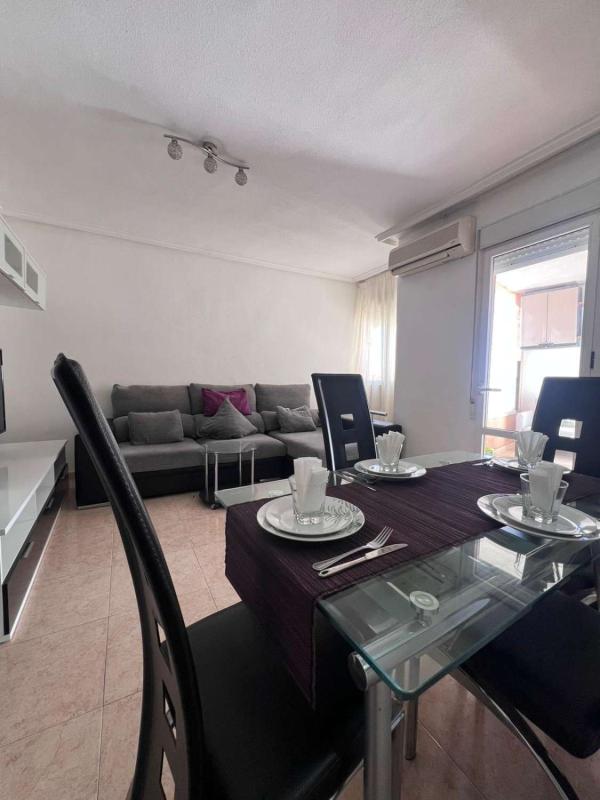 Sale of apartment in Piso en El Molino, Torrevieja, Torrevieja
 photo 3