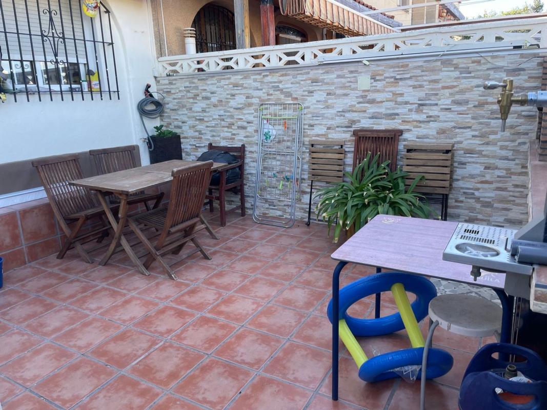 Properties for sale and rent in Spain photo 3