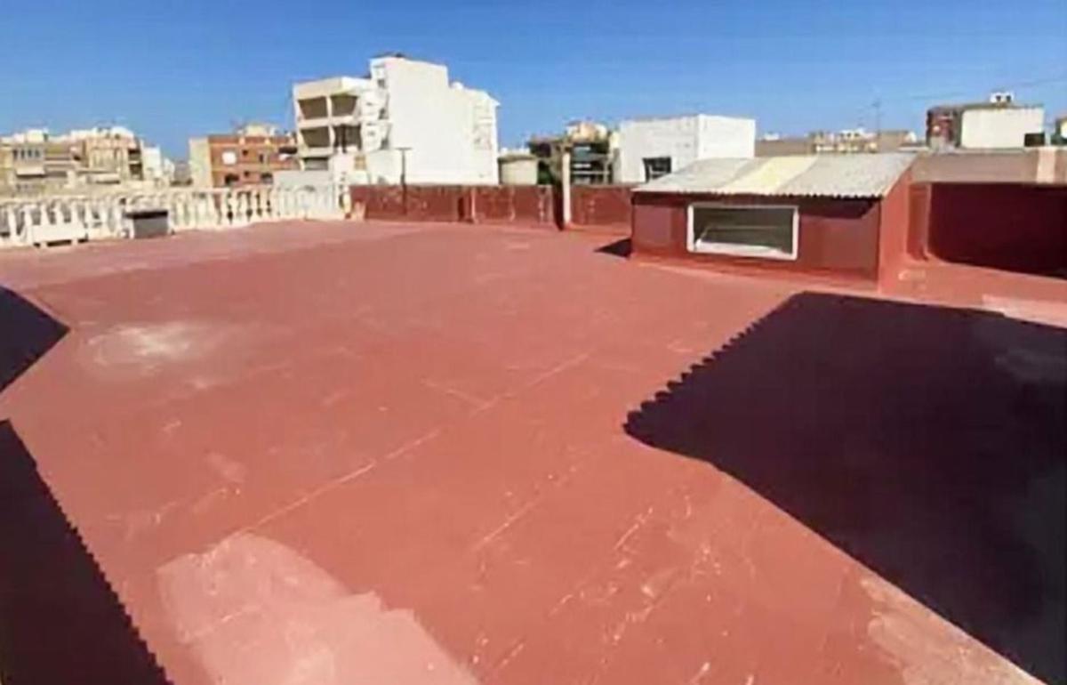 Properties for sale and rent in Spain photo 3