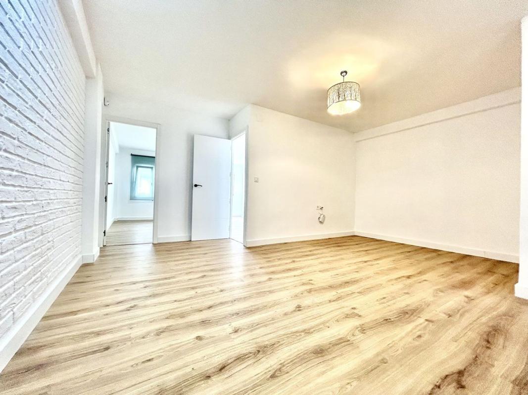 Venta de piso en Piso en Travesía Maldonado, El Molino, Torrevieja, Torrevieja
photo 3