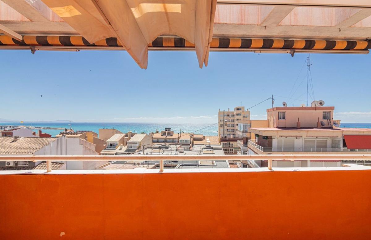 Sprzedaż mieszkania w Piso en Calle Sant Bartomeu s/n, Campello Playa, El Campello, El Campello
photo 4