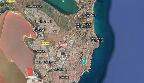 Venta de piso en Piso en Roentgen, Zona los Frutales, Torrevieja, Torrevieja
 photo 4