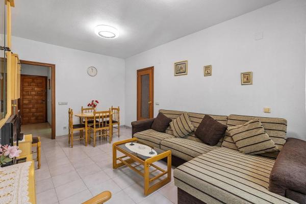 Sale of flat in Piso en Del Mar, El Molino, Torrevieja, Torrevieja
photo 1