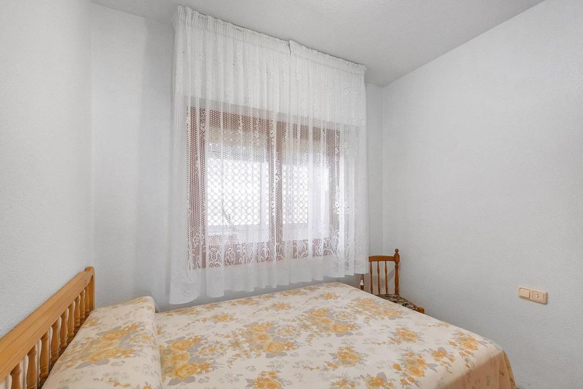 Venta de piso en Piso en Del Mar, El Molino, Torrevieja, Torrevieja
 photo 3