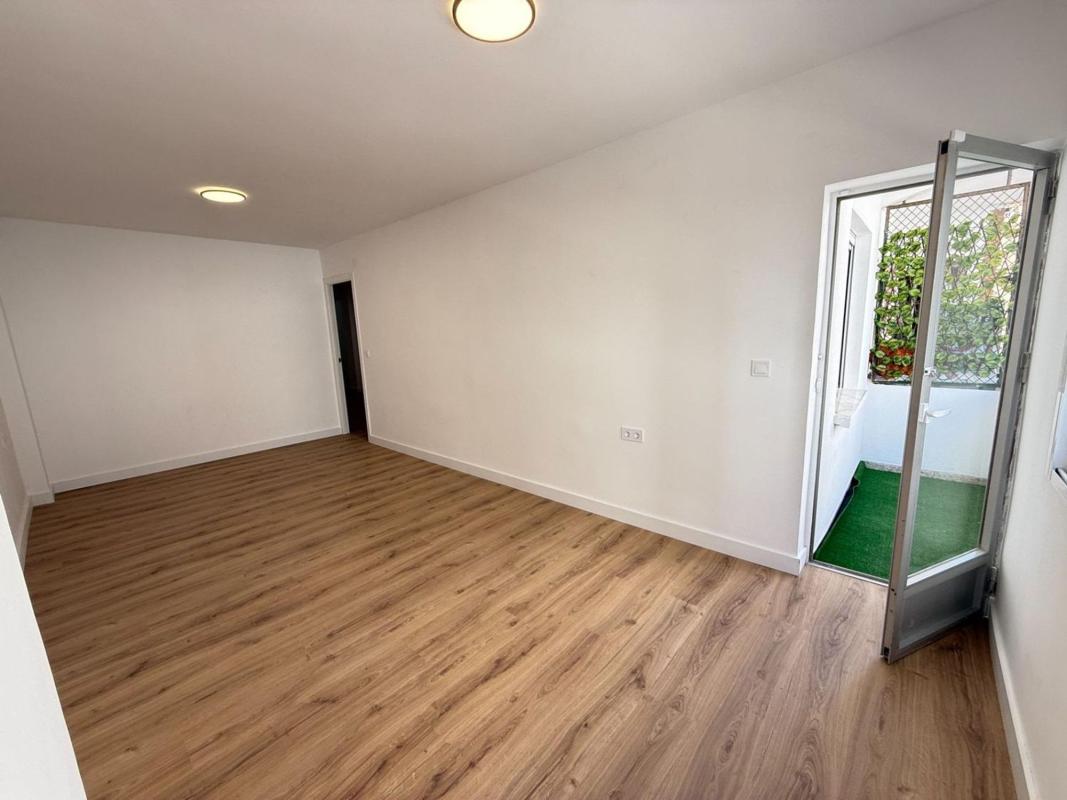 Venta de piso en Piso en Calle Maldonado, 48, El Molino, Torrevieja, Torrevieja
photo 3