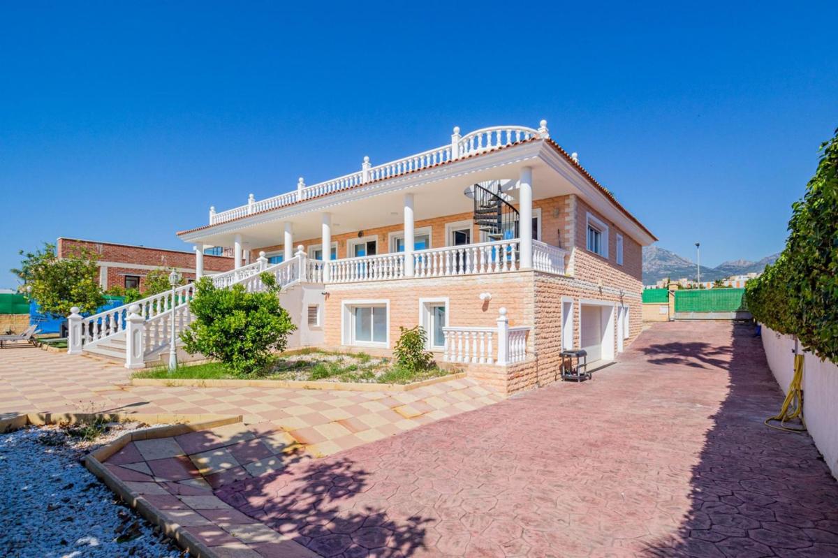 Недвижимость на продажу и в аренду в Испании photo 1