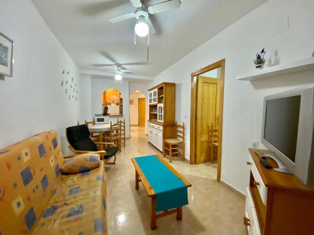 Продажа квартиры на Piso en Avenida Habaneras - Curva de Palangre, Torrevieja, Торревьеха
photo 5