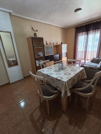 Venta de piso en Piso en Calle Caritas, Parque Acuático - Sector 25, Torrevieja, Torrevieja
 photo 1