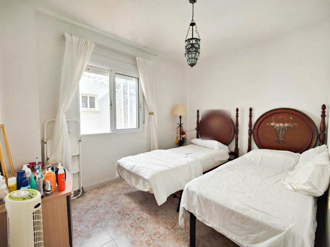 Properties for sale and rent in Spain photo 3