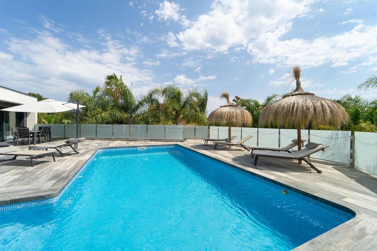 Properties for sale and rent in Spain photo 2