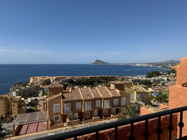 Chalet adosado en girasoles 5, 8, Altea Pueblo, Altea thumbnail 1
