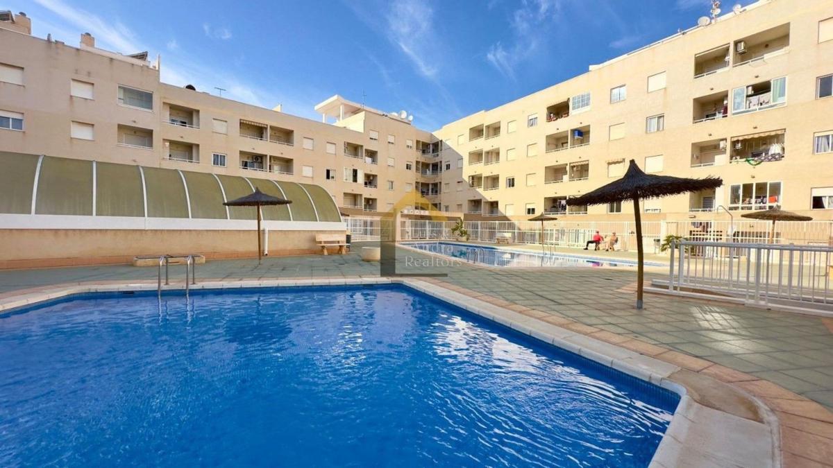 Venta de piso en Piso en Nueva Torrevieja, Torrevieja, Torrevieja
photo 2