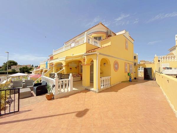 Chalet pareado en Calle Almanzor, 14, Las Filipinas, Orihuela photo 1