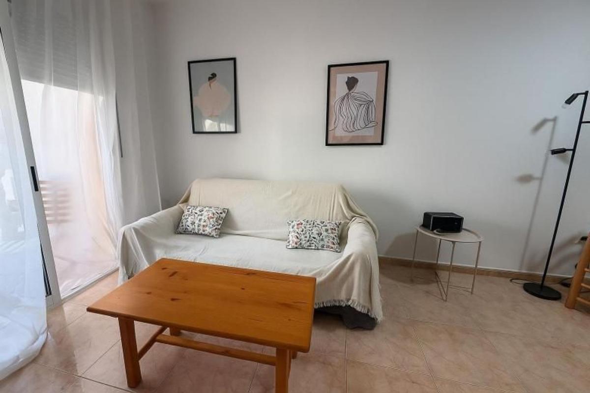 Venta de piso en Piso en Calle San Emigdio, El Molino, Torrevieja, Torrevieja
photo 5