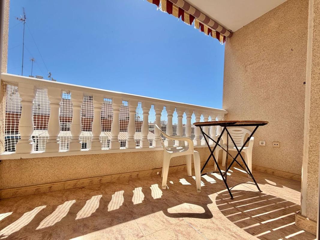 Venta de piso en Piso en Calle San Pascual, Avenida Habaneras - Curva de Palangre, Torrevieja, Torrevieja
photo 1