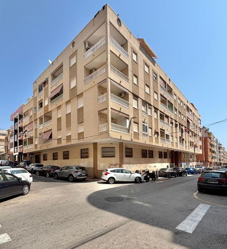 Venta de piso en Piso en Calle San Pascual, Avenida Habaneras - Curva de Palangre, Torrevieja, Torrevieja
photo 1