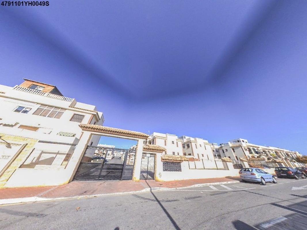 Продажа квартиры на Piso en Avenida Asociación Victimas del Terrorismo, Parque Acuático - Sector 25, Torrevieja, Торревьеха
 photo 3