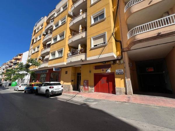 Sprzedaż mieszkania w Piso en Calle San Luis, Parque de las Naciones, Torrevieja, Torrevieja
thumbnail 2