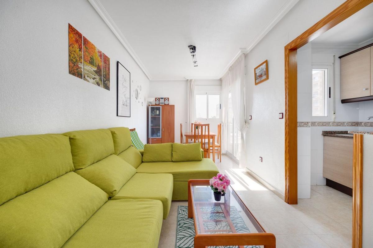 Venta de piso en Piso en Calle Ramon Freixa, 3, Nueva Torrevieja, Torrevieja, Torrevieja
photo 3