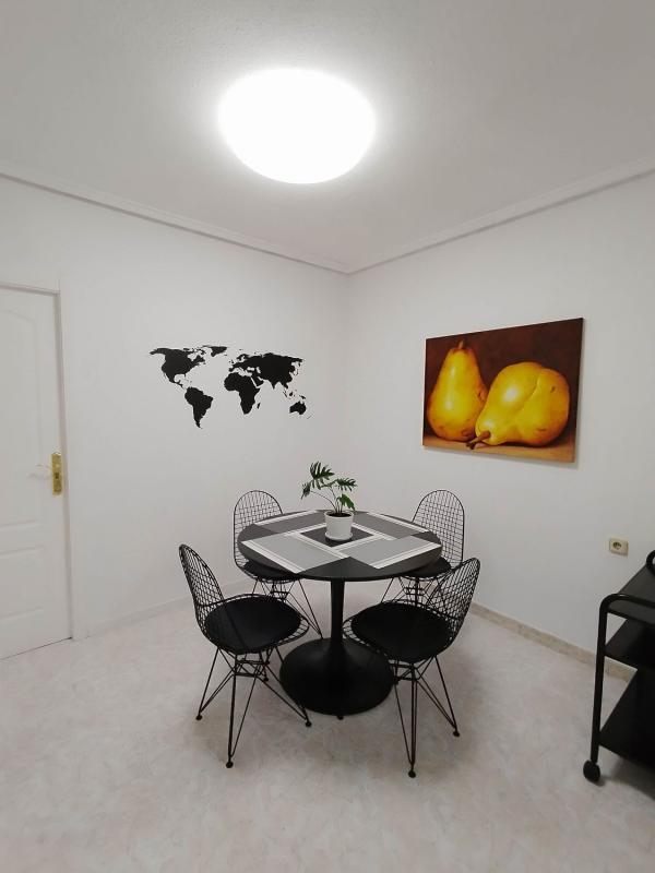 Продажа квартиры на Piso en Calle San Pascual, 277, Avenida Habaneras - Curva de Palangre, Torrevieja, Торревьеха
photo 4