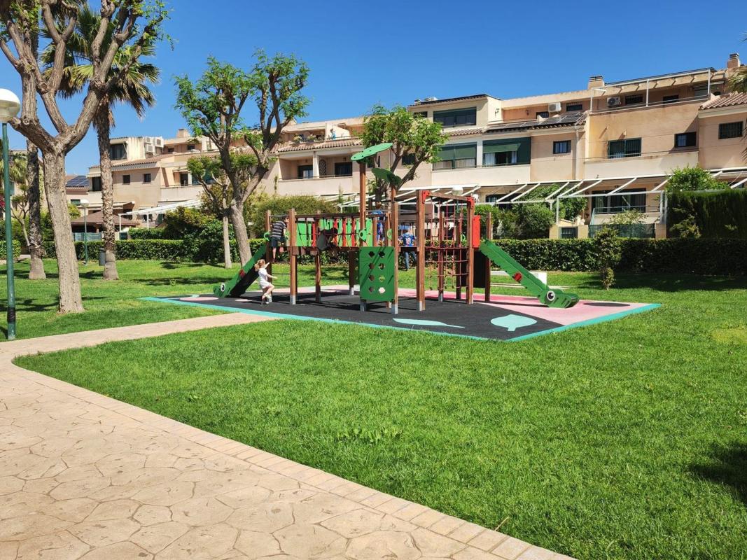 Propiedades en venta y alquiler en España photo 2