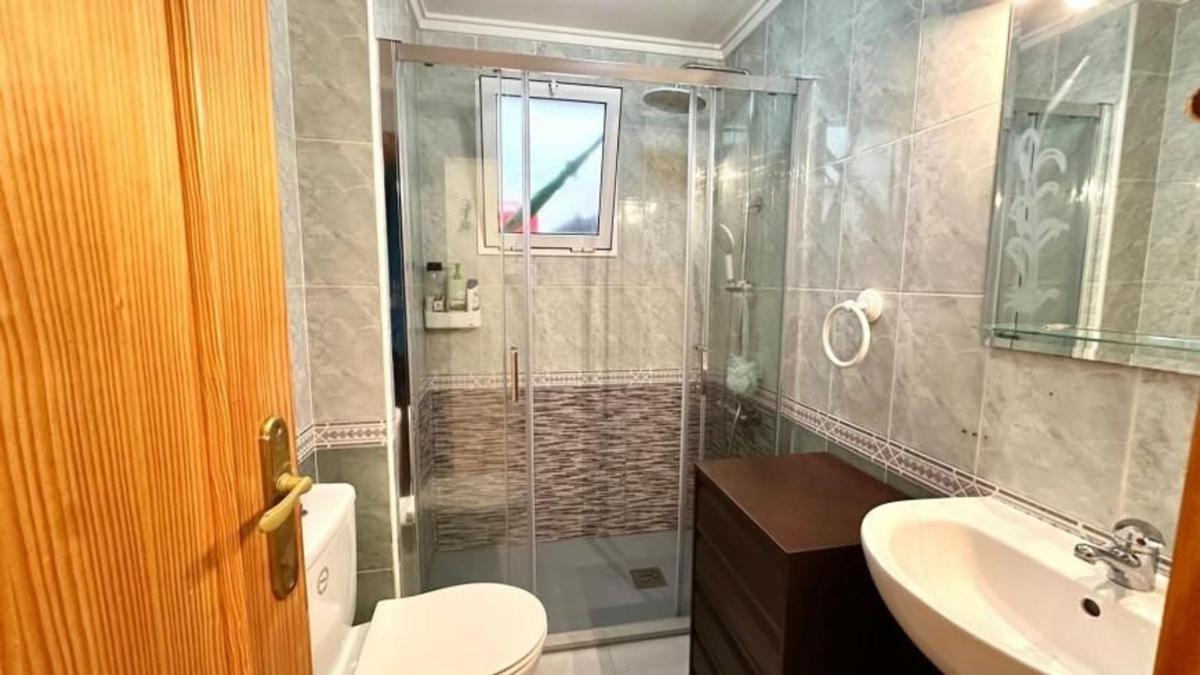 Продажа квартиры на Piso en Calle San Julián, Puerto Deportivo, Torrevieja, Торревьеха
photo 5