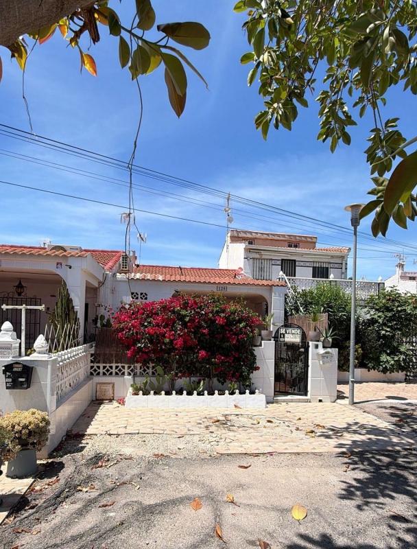 Sprzedaż mieszkania w Piso en Calle Urano, La Siesta - El Salado - Torreta, Torrevieja, Torrevieja
photo 4
