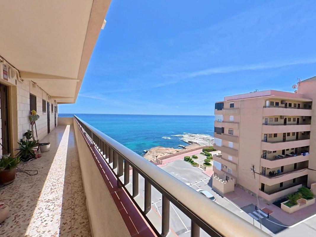 Venta de piso en Piso en Avenida de las Sirenas, Miramar - Torre del Moro, Torrevieja, Torrevieja
photo 1