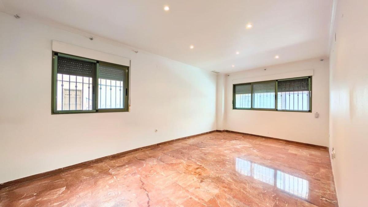 Sale of apartment in Piso en Centro, Elche / Elx, Elche / Elx
photo 3