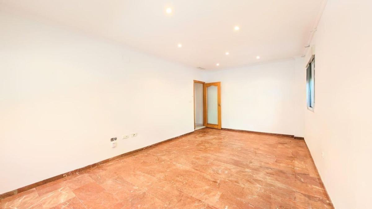 Sale of apartment in Piso en Centro, Elche / Elx, Elche / Elx
photo 4