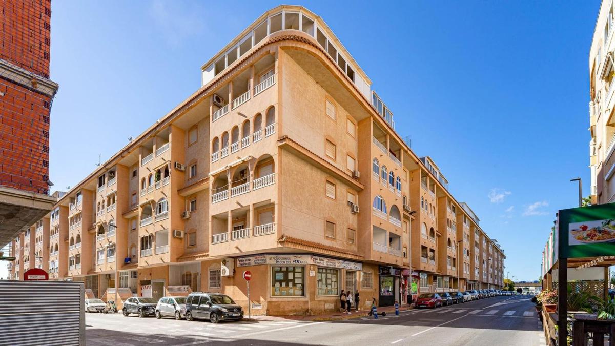 Penthouse sale in Ático en Calle Santander, 3, Parque de las Naciones, Torrevieja, Torrevieja photo 2