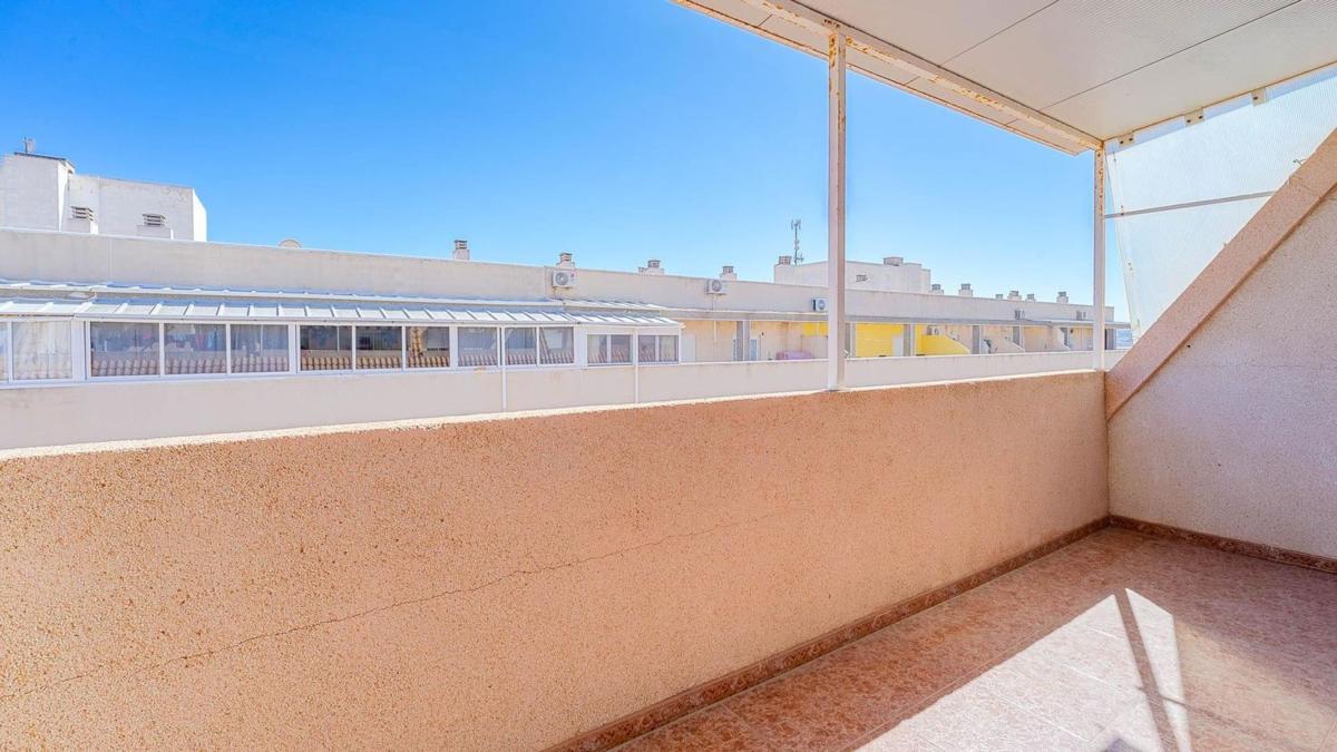 Penthouse sale in Ático en Calle Santander, 3, Parque de las Naciones, Torrevieja, Torrevieja photo 5