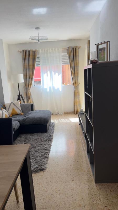 Venta de piso en Piso en Calle Ingeniero Sanchiz Pujalte, 20, Campoamor, Alicante / Alacant, Alicante / Alacant
 photo 2