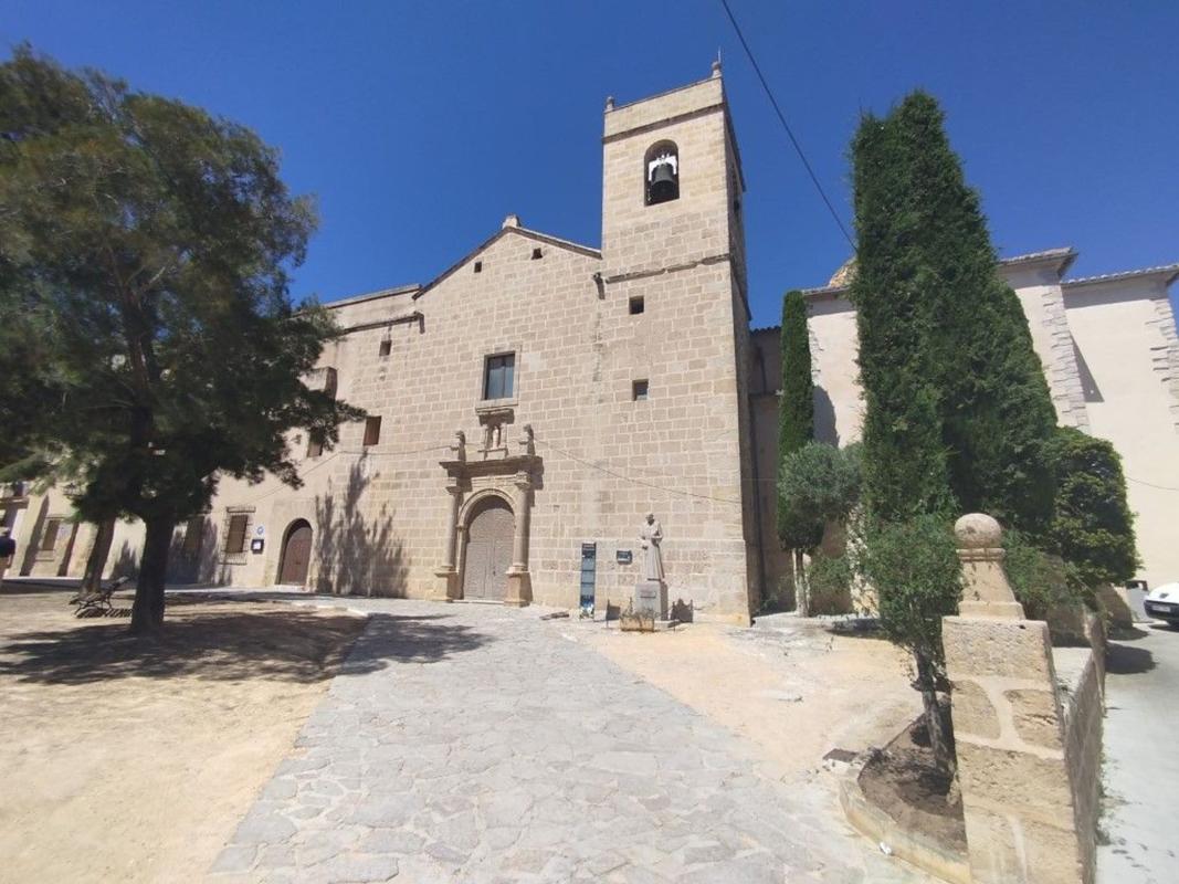 Properties for sale and rent in Spain photo 4