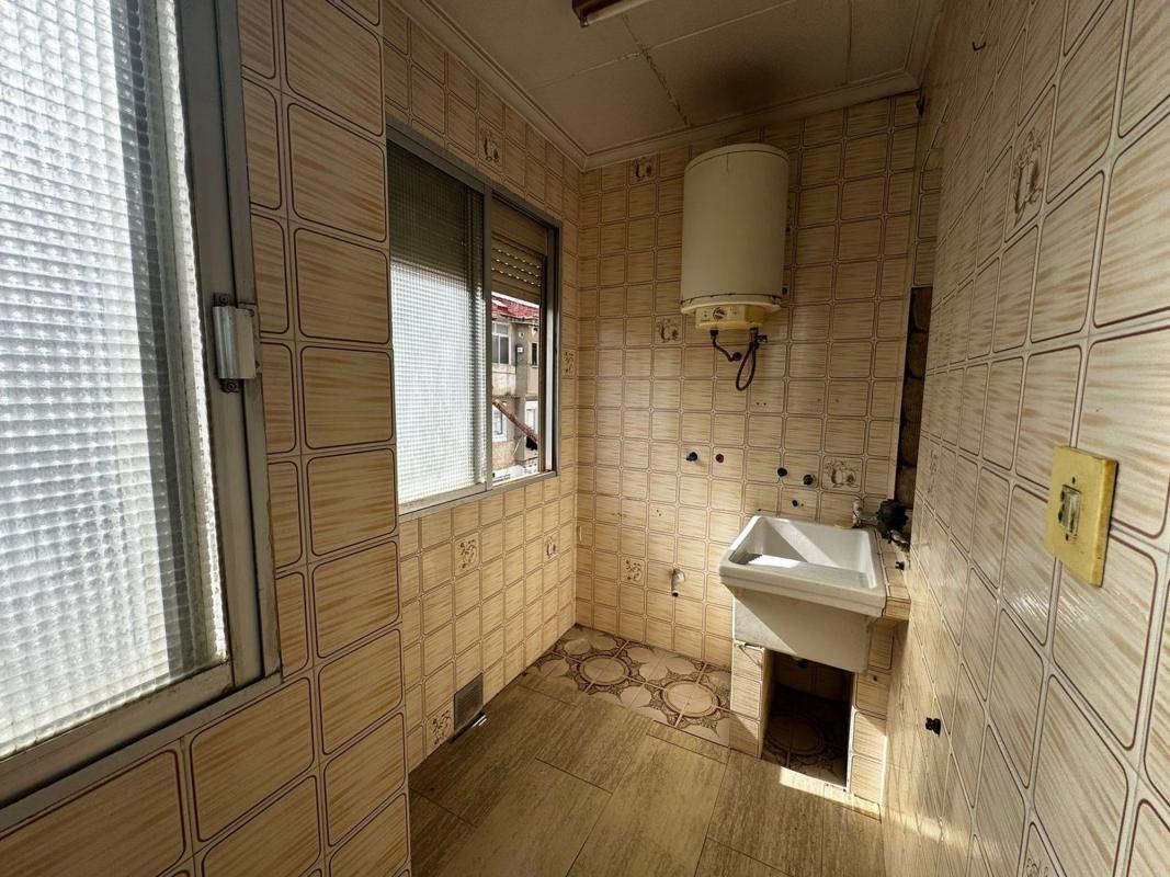 Sale of apartment in Piso en Calle Eduardo Langucha, 23, Ciudad de Asís, Alicante / Alacant, Alicante
photo 2