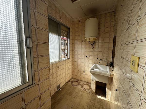 Sale of flat in Piso en Calle Eduardo Langucha, 23, Ciudad de Asís, Alicante / Alacant, Alicante
thumbnail 1