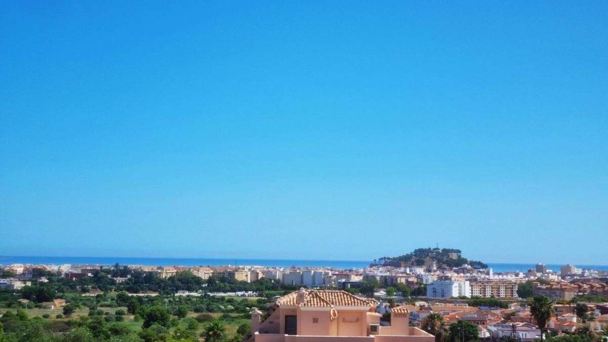 Venta de piso en Piso en Maria Ciscar, 2, La Pedrera-Vessanes, Denia, Denia
 photo 2