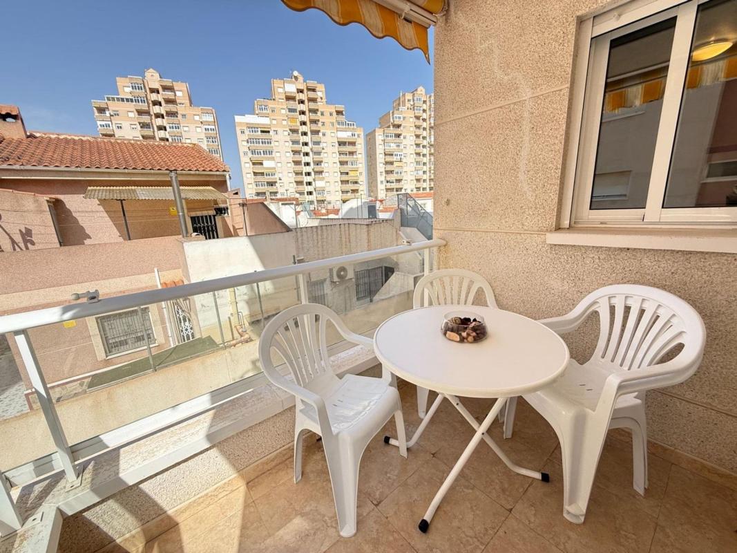 Venta de piso en Piso en Calle Matilde Peñaranda, Nueva Torrevieja, Torrevieja, Torrevieja
photo 1