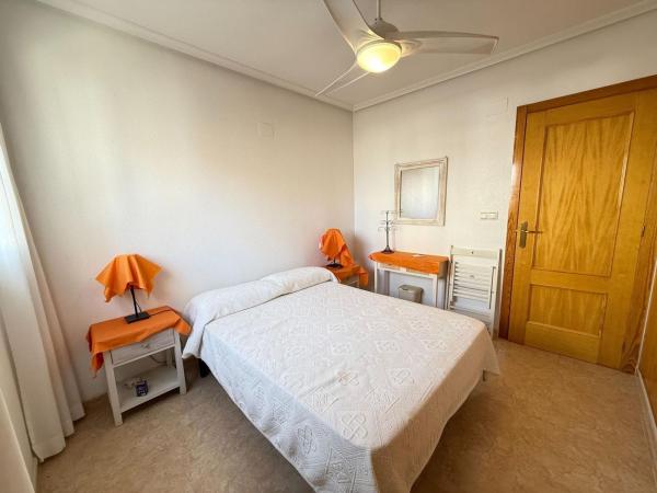 Venta de piso en Piso en Calle Matilde Peñaranda, Nueva Torrevieja, Torrevieja, Torrevieja
 photo 2