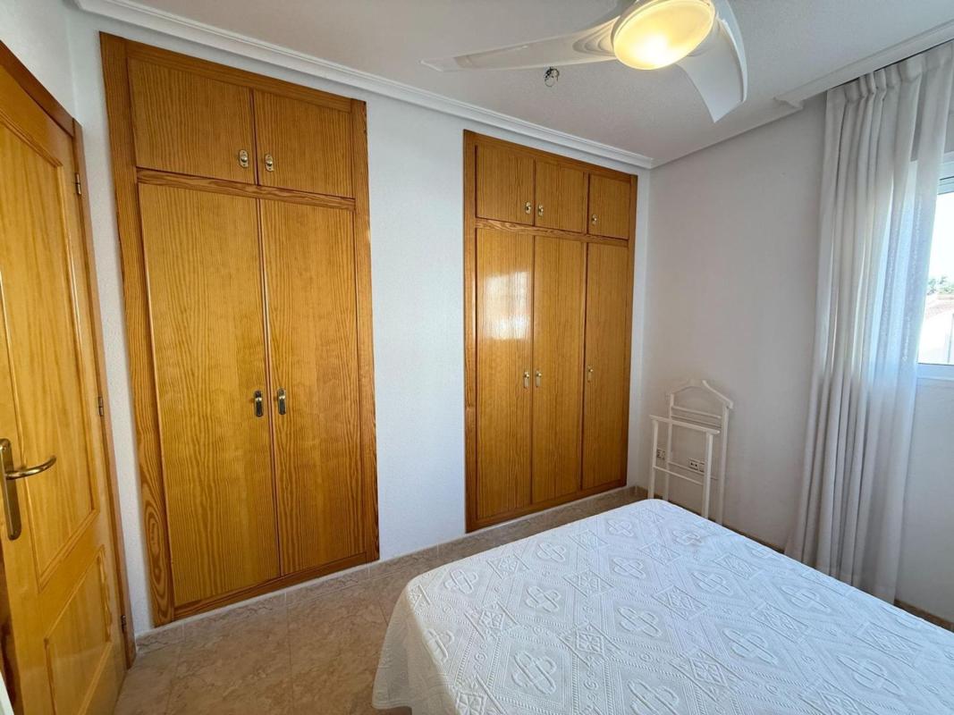 Venta de piso en Piso en Calle Matilde Peñaranda, Nueva Torrevieja, Torrevieja, Torrevieja
photo 4