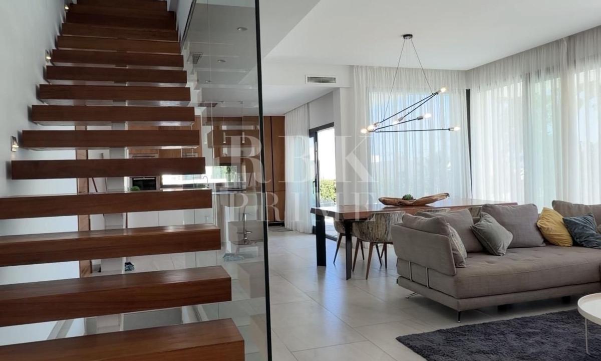 Properties for sale and rent in Spain photo 4