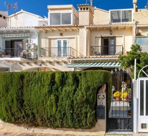 Chalet adosado en Calle Pablo Picasso, La Siesta - El Salado - Torreta, Torrevieja photo 2