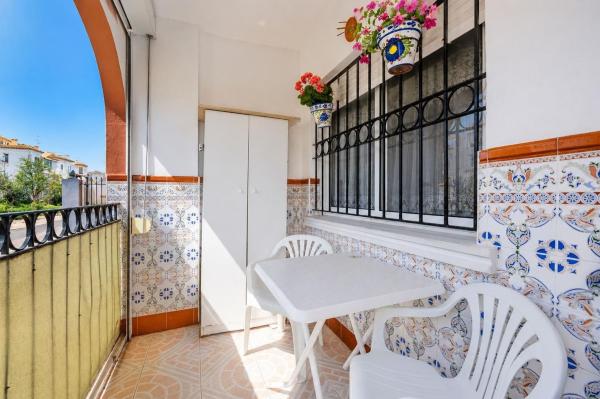 Independent chalet for sale in Casa o chalet en La Veleta, Torrevieja, Torrevieja
 photo 4