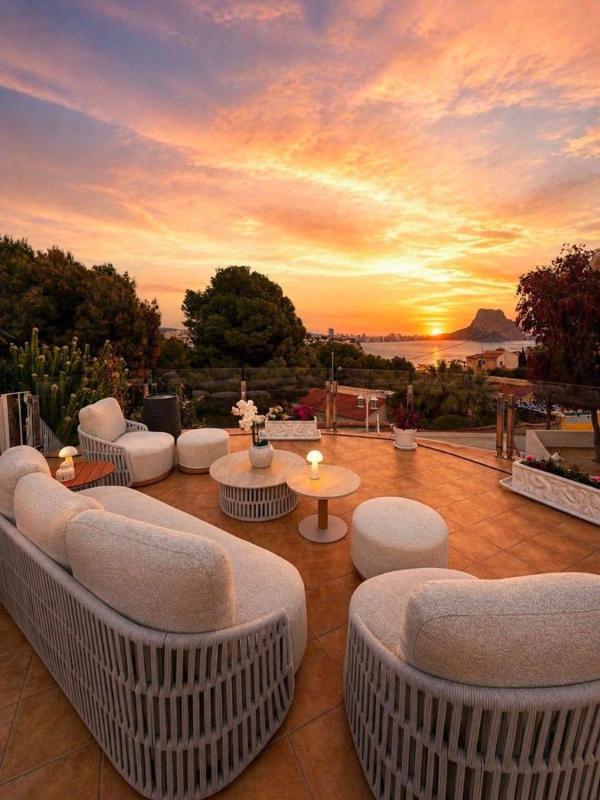 Properties for sale and rent in Spain photo 2