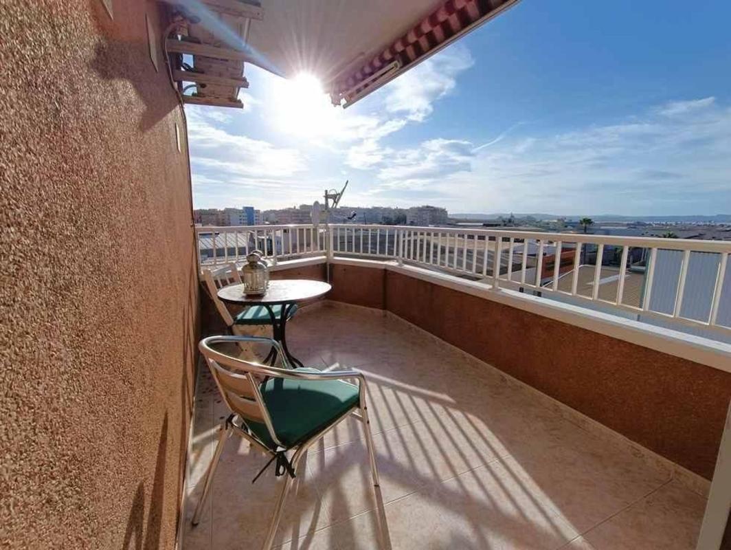 Sale of apartment in Piso en Nueva Torrevieja, Torrevieja, Torrevieja
photo 1