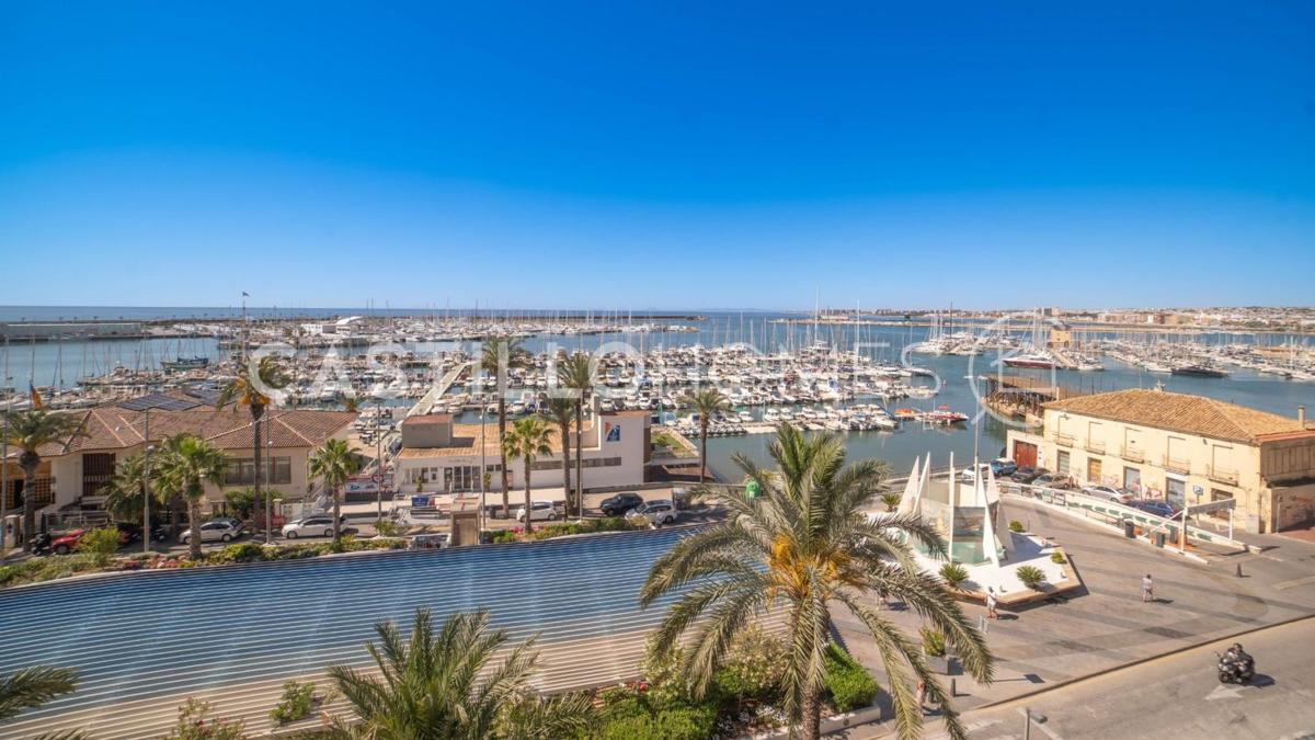 Penthouse sale in Ático en Paseo Vistalegre, Centro - Muelle Pesquero, Torrevieja, Torrevieja photo 1