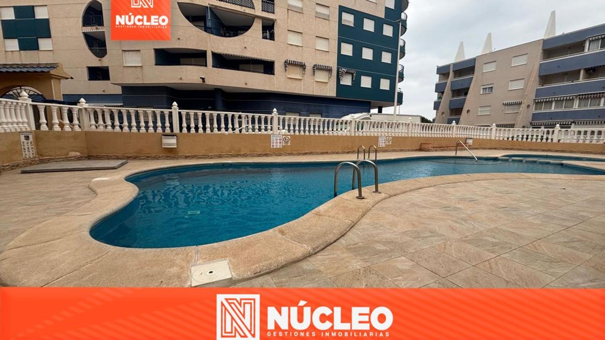 Продажа квартиры на Piso en Calle Mayor, Gaspar Perrelló, Torrevieja, Торревьеха
photo 1
