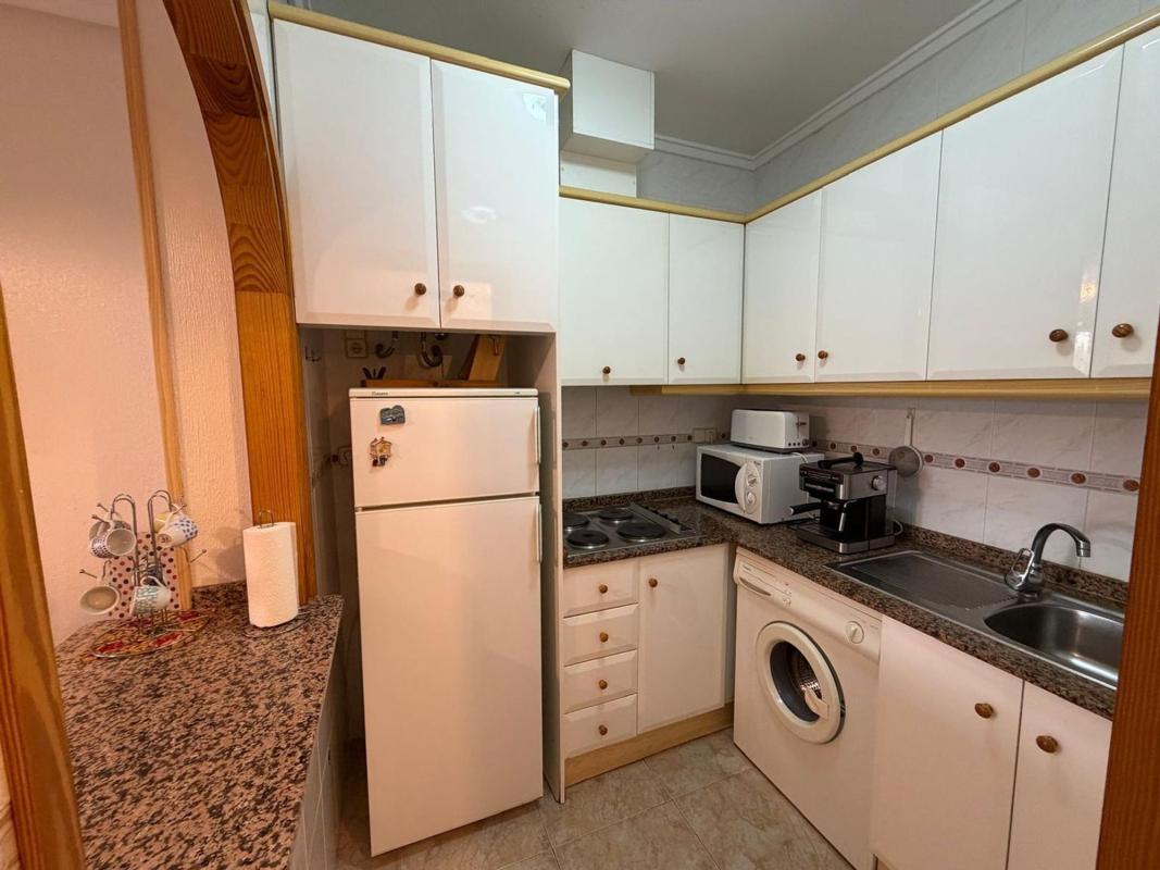 Продажа квартиры на Piso en Calle Mayor, Gaspar Perrelló, Torrevieja, Торревьеха
photo 3