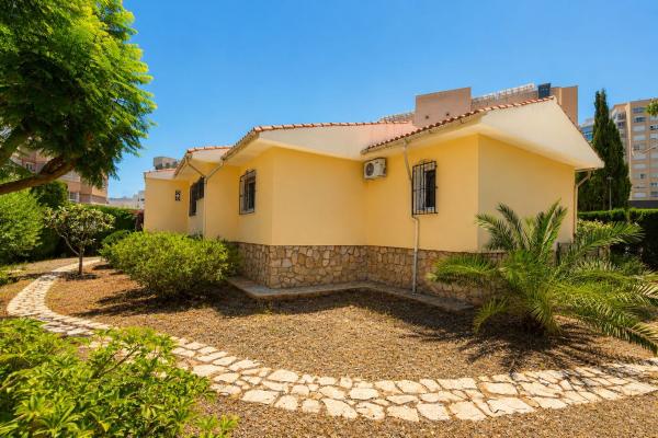 Casa o chalet independiente en Pueblo Poniente, Benidorm photo 1