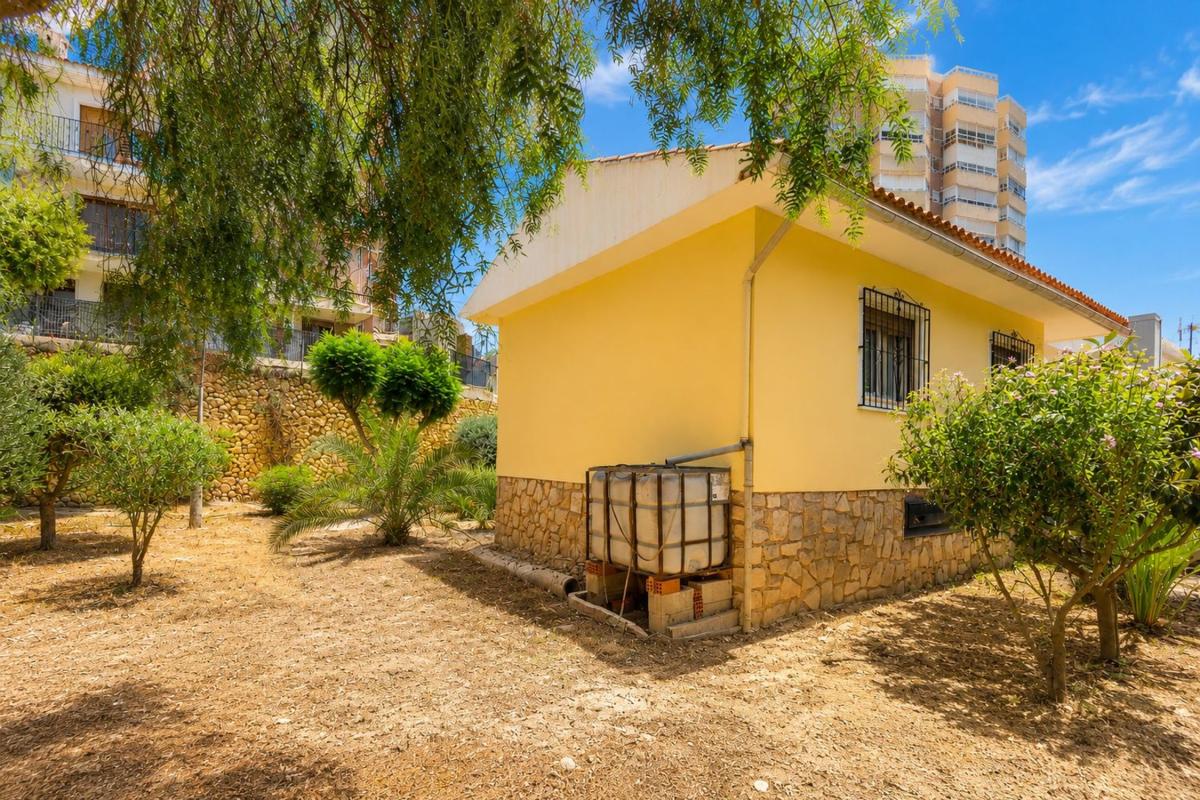 Properties for sale and rent in Spain photo 2
